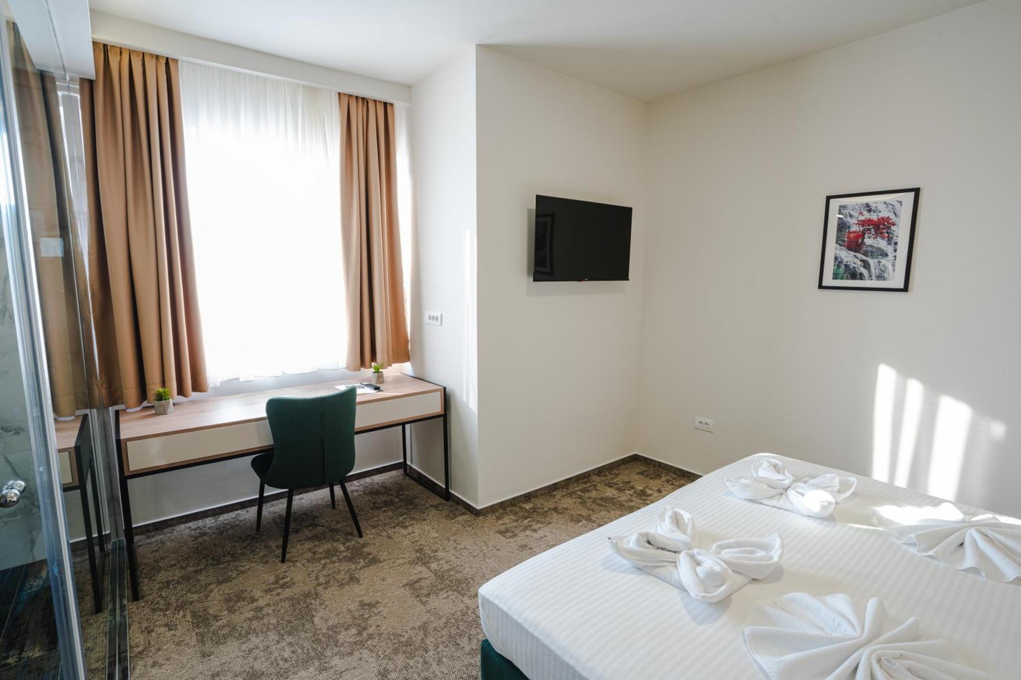 Hotel Nest Bijeljina Exterior photo