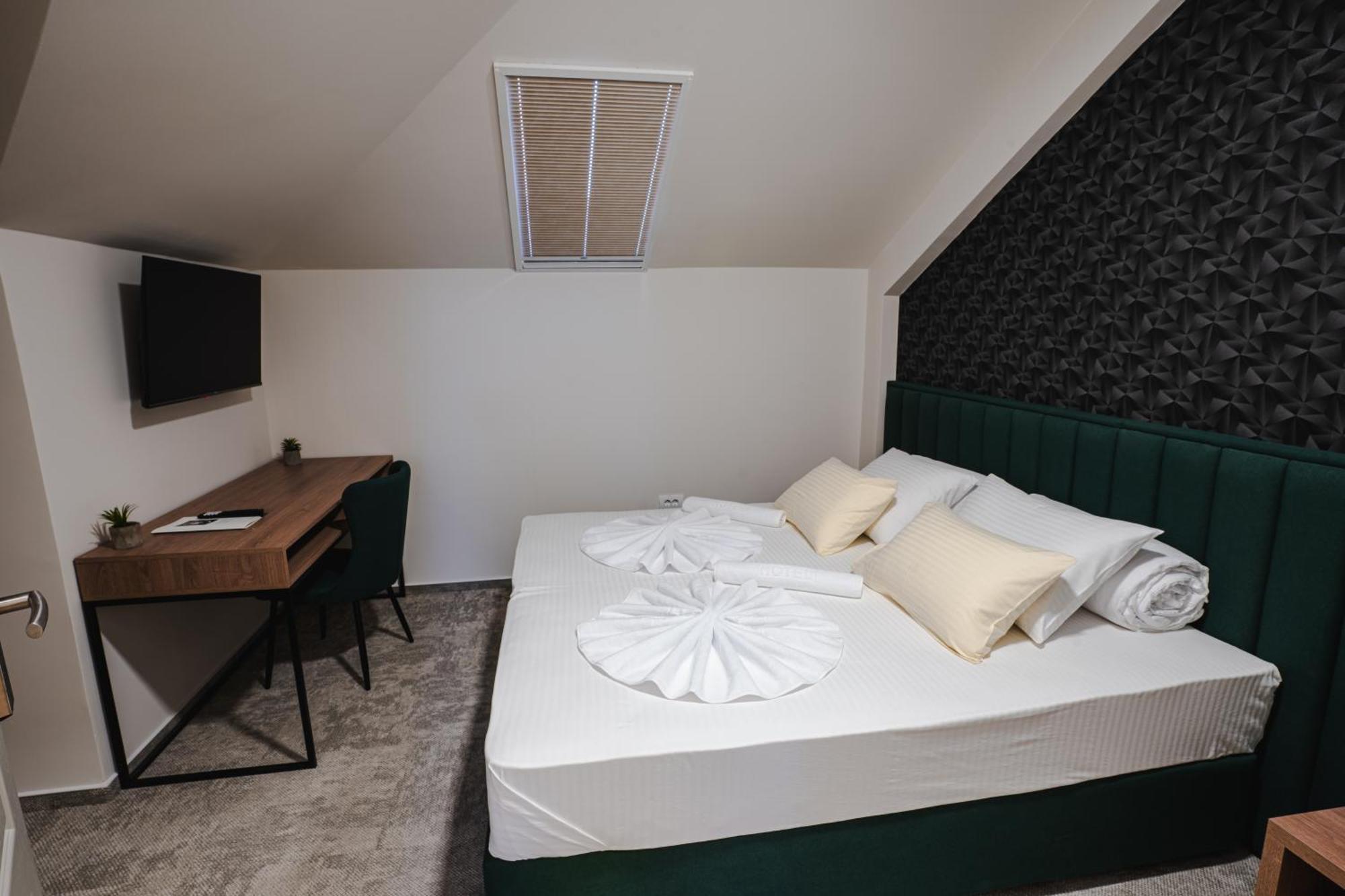 Hotel Nest Bijeljina Exterior photo