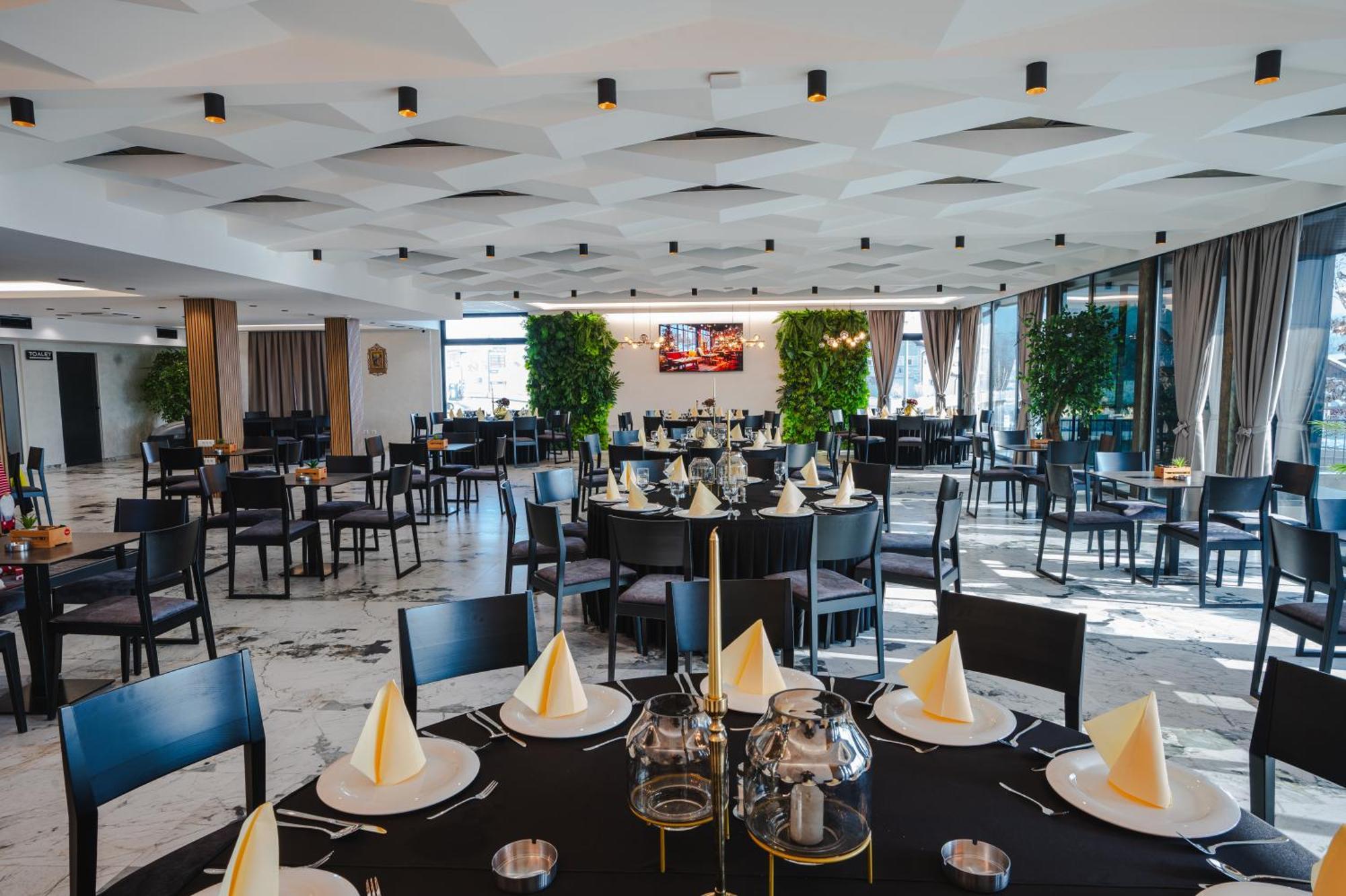 Hotel Nest Bijeljina Exterior photo