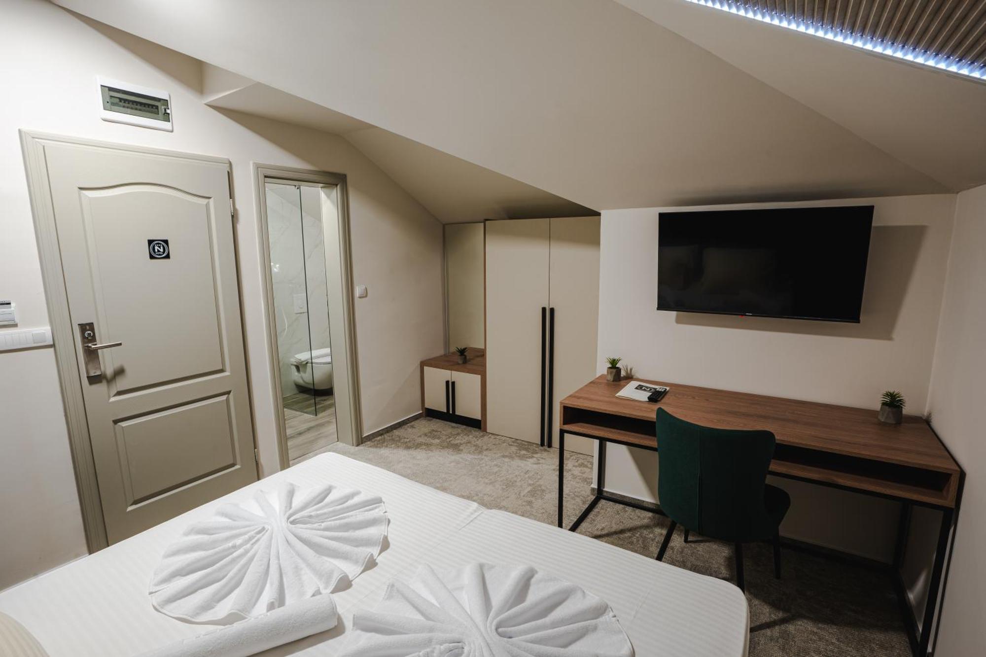 Hotel Nest Bijeljina Exterior photo