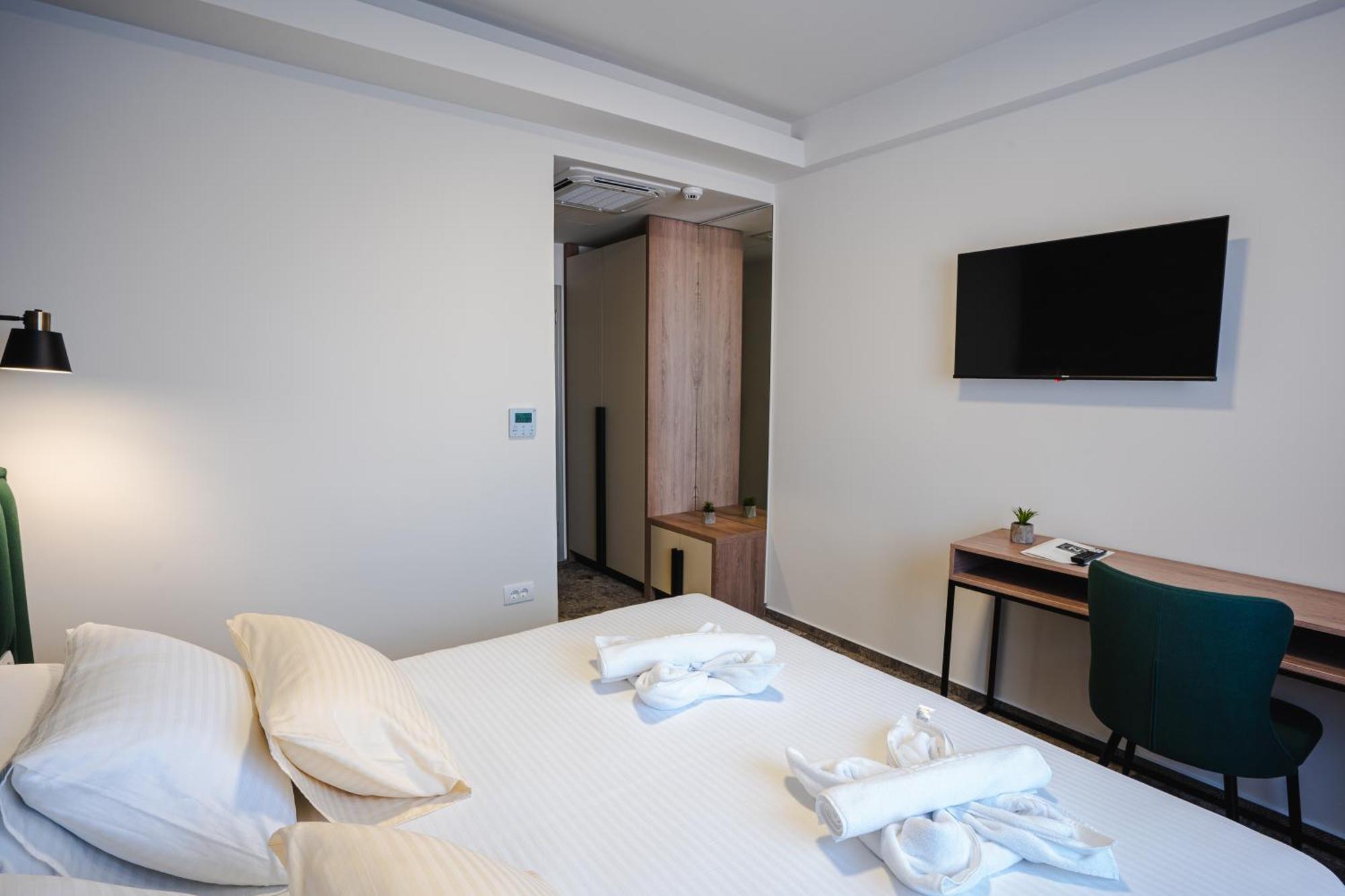 Hotel Nest Bijeljina Exterior photo